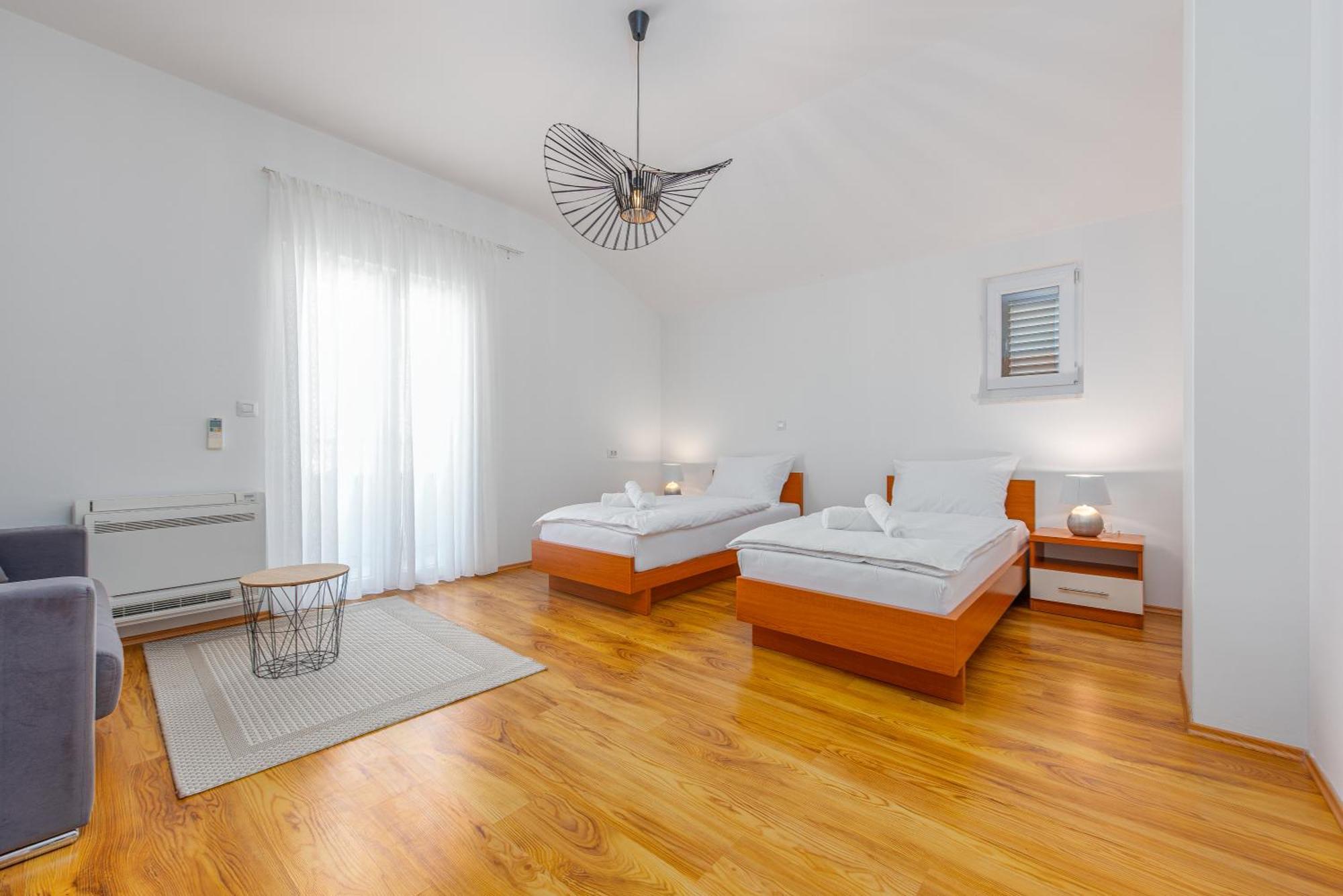 Apartments L&D Biograd Na Moru Exterior photo