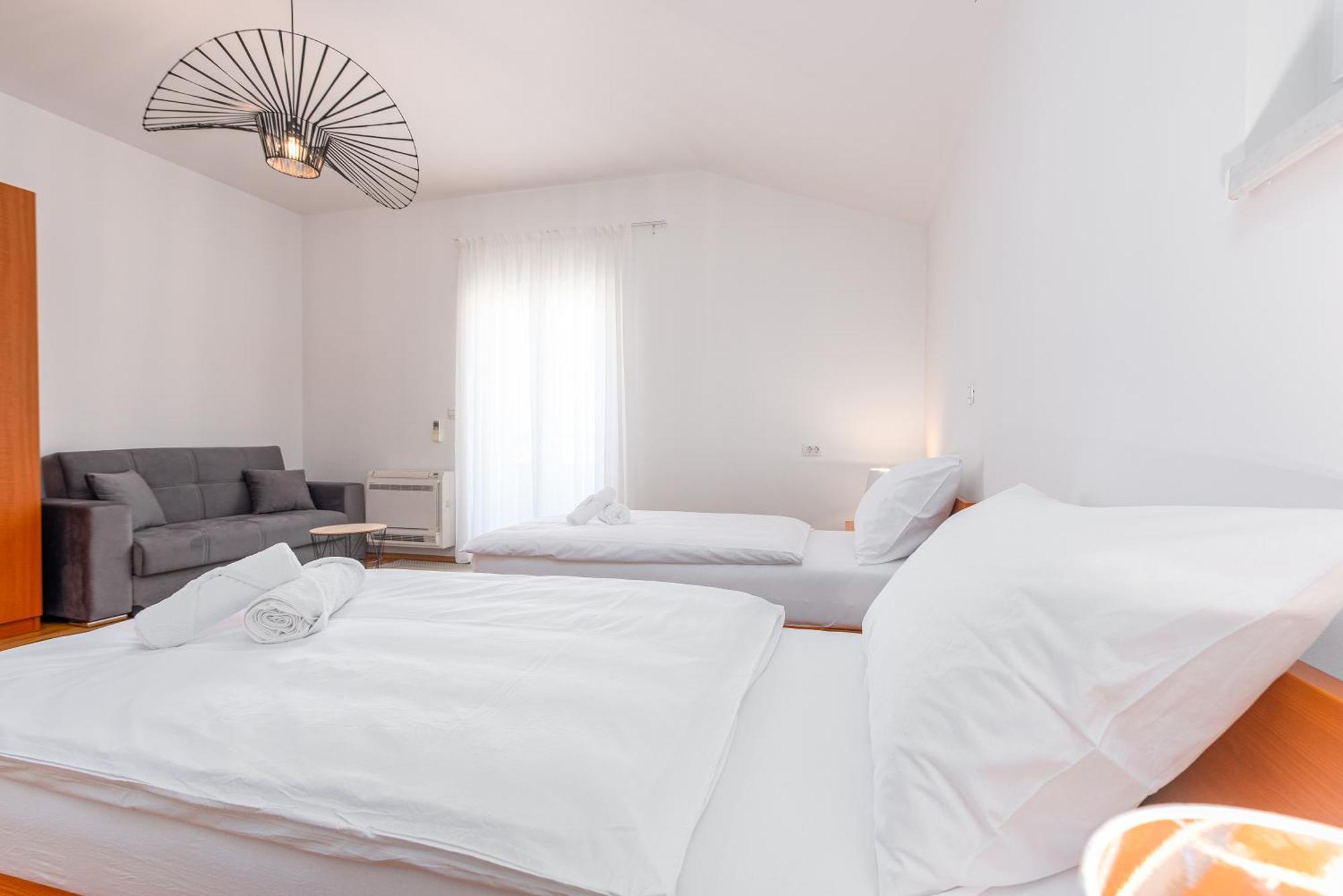 Apartments L&D Biograd Na Moru Exterior photo