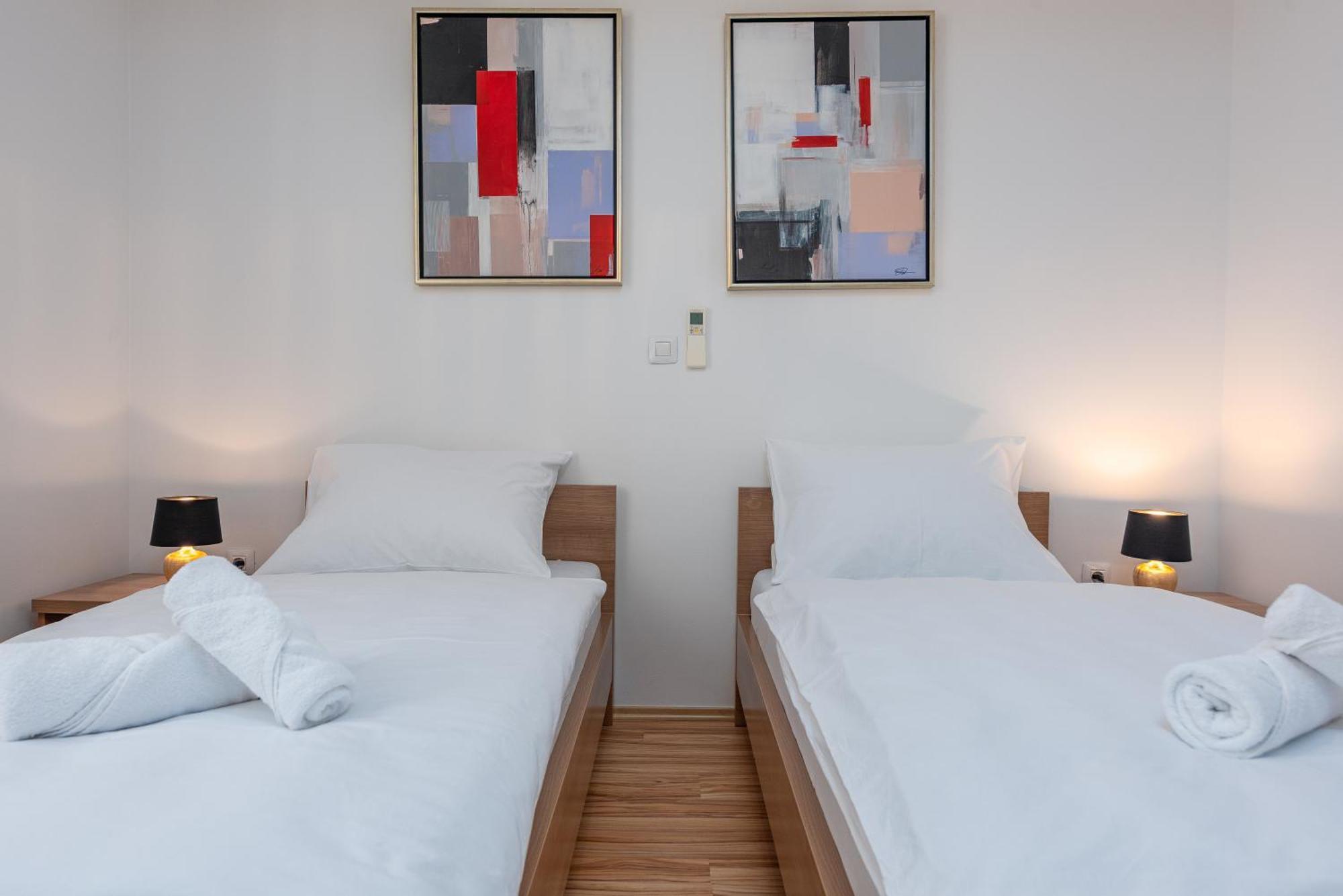 Apartments L&D Biograd Na Moru Exterior photo