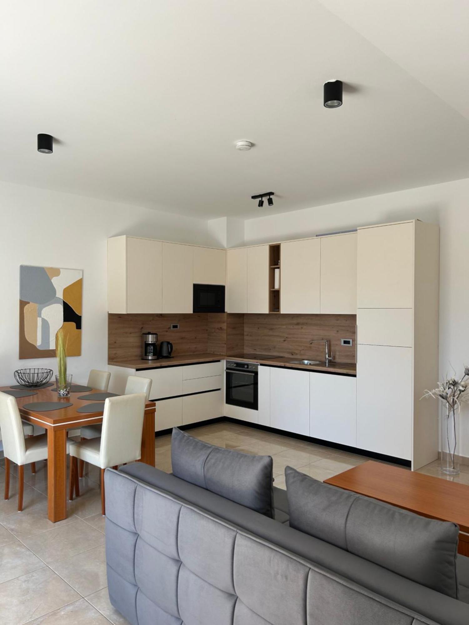 Apartments L&D Biograd Na Moru Exterior photo